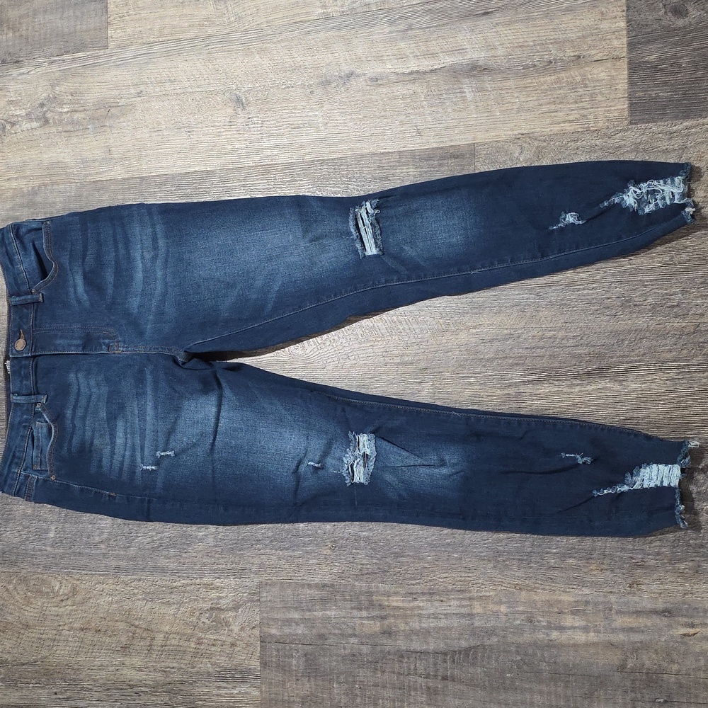 Simple Society Jeans Womens 11/30 Skinny, Distressed, Ankle , Dark Wash